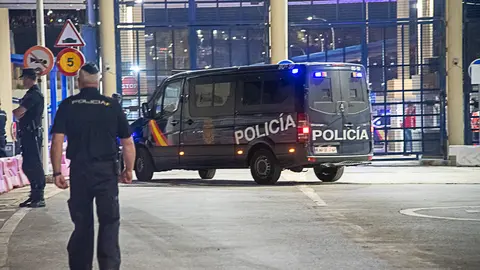 policia noche frontera tarajal-2