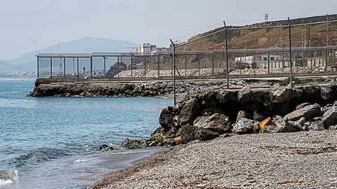 playa espigon tarajal-1