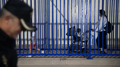 Marruecos peat&oacute;n mujer ni&ntilde;o polic&iacute;a frontera noche tarajal-1