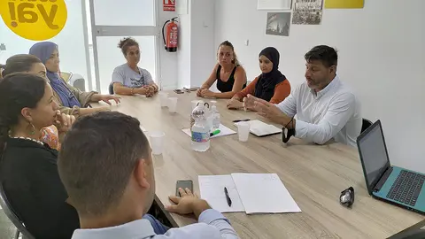 Varios representantes de Ceuta Ya!, reunidos en la sede del partido