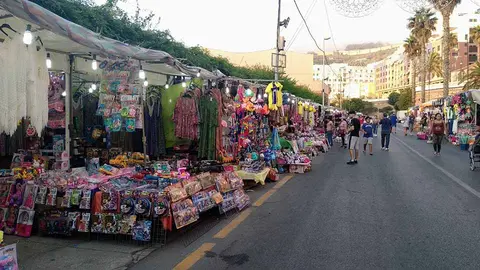 Puestos de los 'hippies' 2