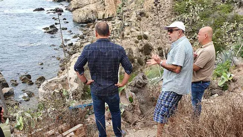 Visita del PSOE al morabito del Sarchal