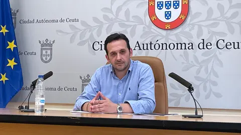 Juan Sergio Redondo, en la sala de prensa del Palacio Auton&oacute;mico