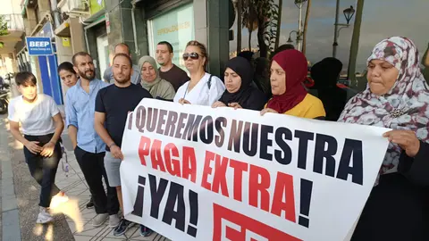 Varios trabajadores de H&eacute;rcules, durante una concentraci&oacute;n