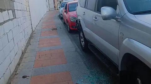 Lunas rotas en la calle Brull