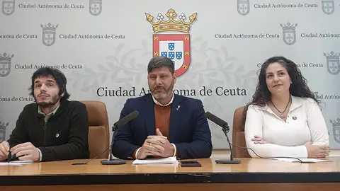 Julio Basurco, Mohamed Mustafa y Julia Ferreras