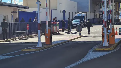 Pruebas de la Aduana Comercial en el Tarajal