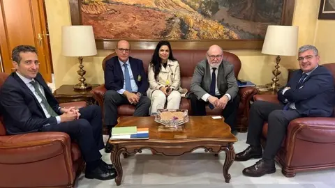 Rafael Garc&iacute;a, durante un encuentro con los responsables de Tragsa