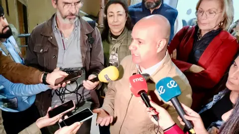 Guti&eacute;rrez PSOE canutazo encendido alumbrado Ramad&aacute;n