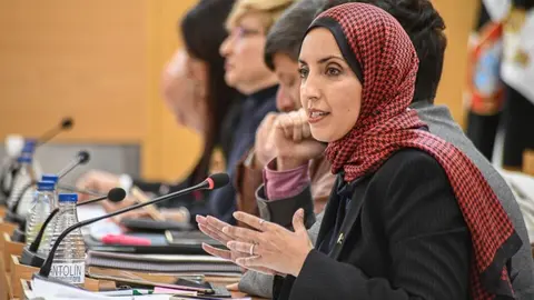 F&aacute;tima Hamed, durante el transcurso de una sesi&oacute;n plenaria