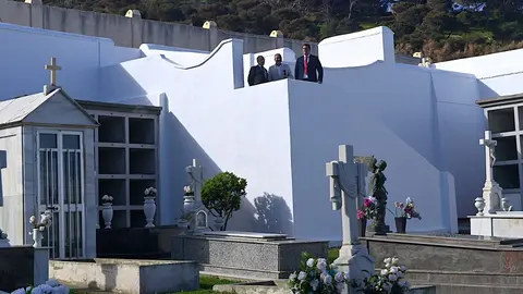 visita cementerio gatian ramirez abril23