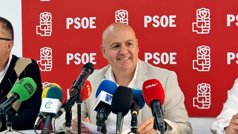  Juan Guti&eacute;rrez durante la comparecencia de este mi&eacute;rcoles en la sede del PSOE / Laura Ortiz 