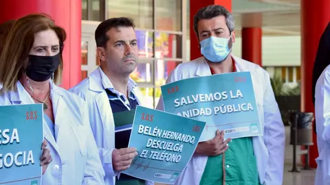M&eacute;dicos concentraci&oacute;n huelga hospital INGESA