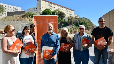 Javier Varga Pecharrom&aacute;n y parte de su comitiva, durante una visita a Juan XXIII / Alejandro Castillo