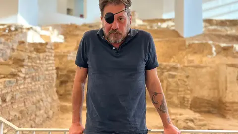  Ray Loriga en la Biblioteca 'Adolfo Suarez' / Daniel Hern&aacute;ndez 