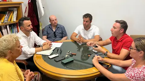 Salvador del Barrio vicerrector UGR Ceuta Melilla visita campus reuni&oacute;n educaci&oacute;n