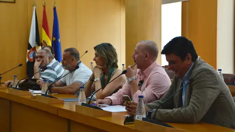 Reuni&oacute;n mesa di&aacute;logo social empresarios empresas patronal sindicatos julio 2023