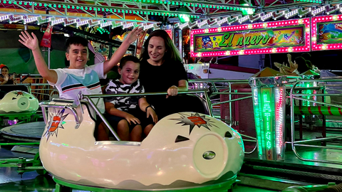  Los m&aacute;s peque&ntilde;os disfrutan este martes del D&iacute;a del Ni&ntilde;o con precios reducidos en las atracciones / Daniel Hern&aacute;ndez 