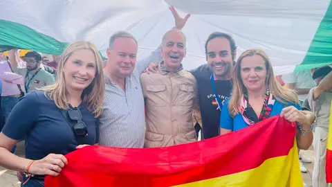 Cristina D&iacute;az, Javier Celaya y Abdelhakimg Abdeselam, durante un acto del PP contra la amnist&iacute;a