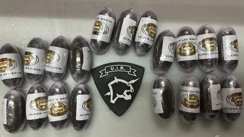 Bellotas de hach&iacute;s incautadas por la UIR de la Polic&iacute;a Local