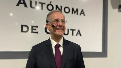 Juan de Dios Ruano durante la conferencia. /A.I.