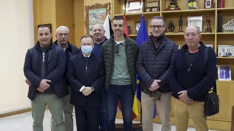 Juan Vivas y Nicola Cecchi, durante una recepci&oacute;n a Rafael Molina