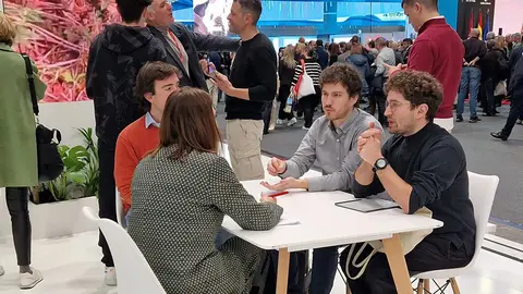fitur 2024