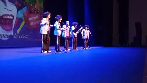  Los &laquo;Ya son five, de Cai&raquo;, sobre las tablas del Teatro Revell&iacute;n (C.A.) 