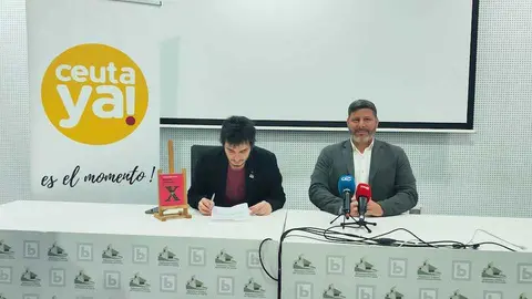 Julio Basurco y Mohamed Mustafa, de Ceuta Ya!