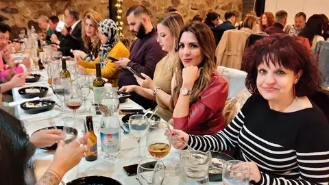 Cena tem&aacute;tica de la Escuela Oficial de Idiomas (EOI).