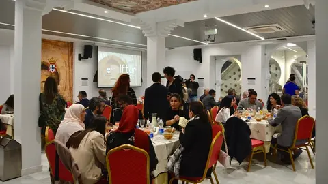 Iftar institucional 2024 ramad&aacute;n ruptura de ayuno estaci&oacute;n ferrocarril