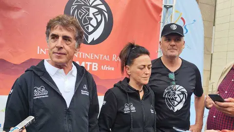 Perico Delgado y Eva Gim&eacute;nez Intercontinental Race
