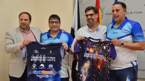 Presentaci&oacute;n VII Carrera Nocturna San Urbano Sergio Aguilera Rogelio Pital&uacute;a Jes&uacute;s Perea Jorge P&eacute;rez
