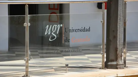 UGR Universidad de Granada