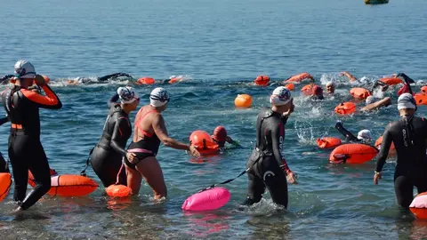 Nataci&oacute;n traves&iacute;a a nado Ribera Pineo 2024