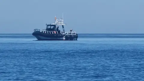 Una patrullera de la Guardia Civil, de paso por la Almadrabeta