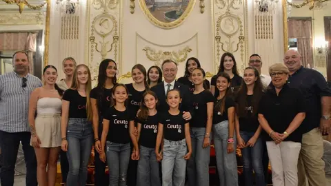 Juan Vivas recepci&oacute;n Federaci&oacute;n Gimnasia R&iacute;tmica 2024