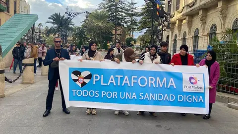 La manifestaci&oacute;n convocada por la Plataforma 'Todos por una sanidad digna'