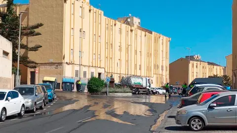  VERTIDO DE AGUAS EN JUAN CARLOS I 