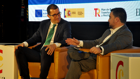  Horacio Morell durante su participaci&oacute;n este mi&eacute;rcoles en el Foro Econ&oacute;mico del Espa&ntilde;ol en Ceuta / Pablo Mat&eacute;s 