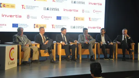 mesa redonda foro economico
