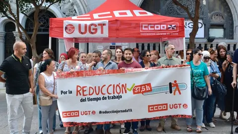 CCOO UGT concentraci&oacute;n movilizaci&oacute;n reducci&oacute;n jornada laboral 2024