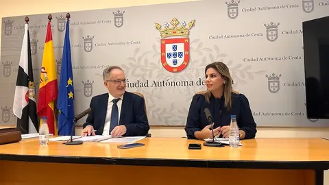 Jesús Lopera (Ingesa) y Nabila Benzina