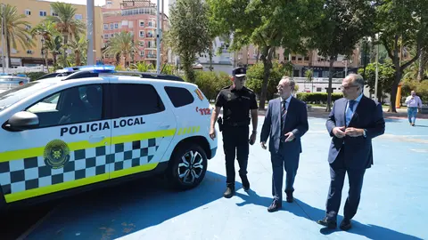  La Polic&iacute;a Local recibe nuevos veh&iacute;culos patrulla 
