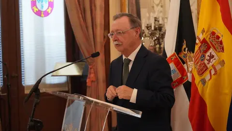 Juan Vivas.