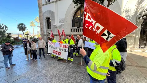 Un momento de la manifestaci&oacute;n de los trabajadores de Estructuras del Estrecho.