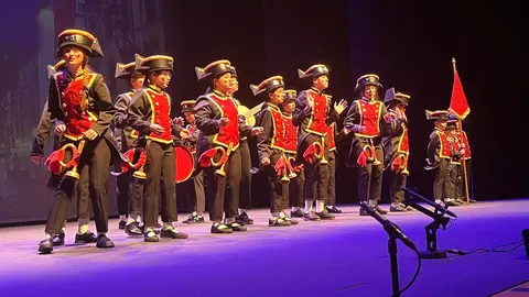 Actuación de la chirigota infantil 'Qué amargura'.1