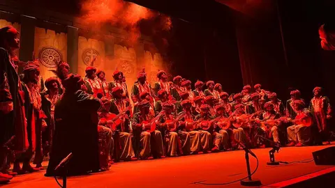 Actuación del coro &lsquo;Con permiso buenas tardes&rsquo;1