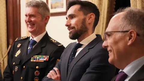 Acto de entrega de la Medalla de Oro de la Ciudad a la Polic&iacute;a Nacional.