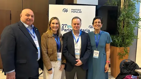 Por la izquierda, Nicola Cecchi, Cristina D&iacute;az, Javier Celaya y Kissy Chandiramani.